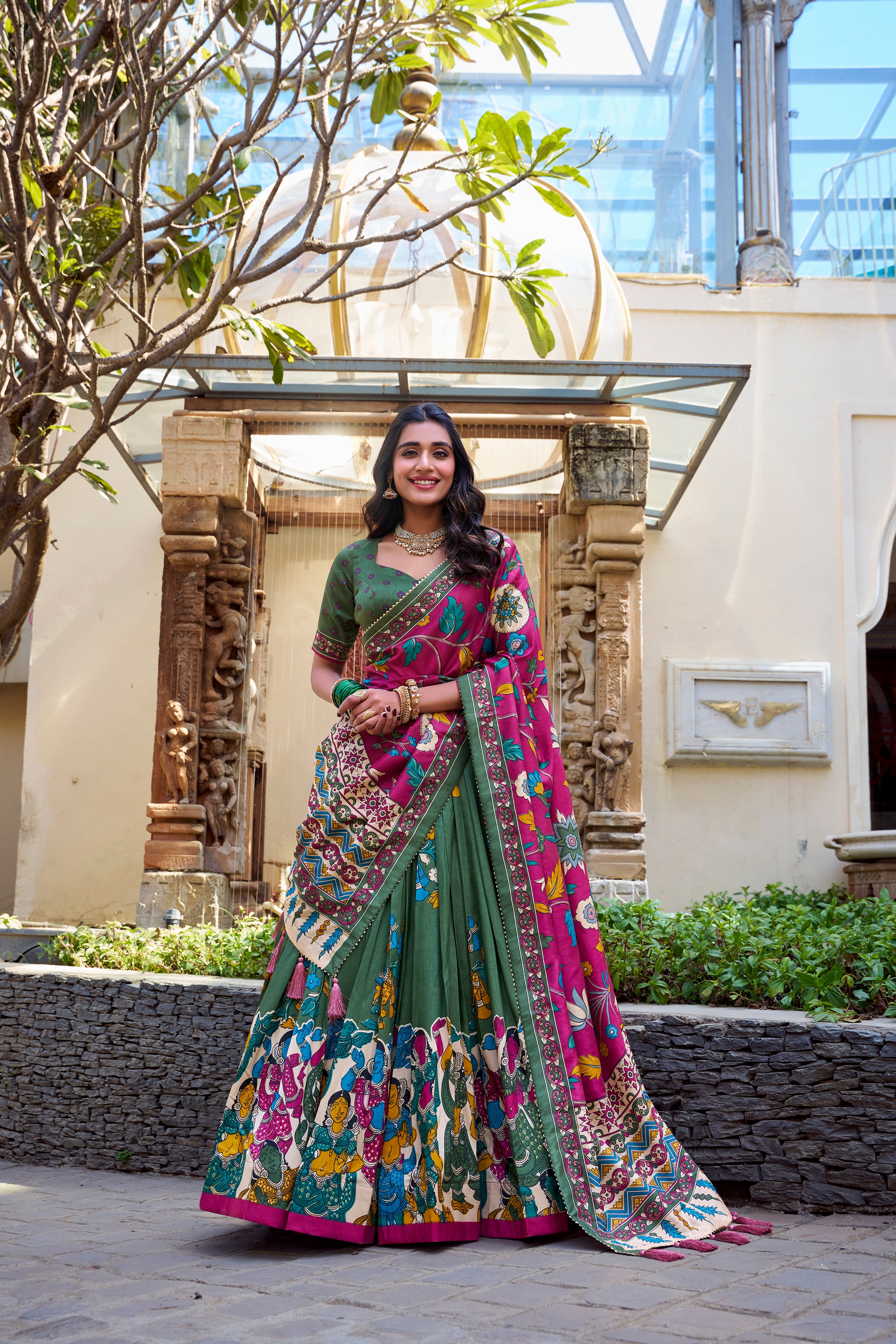 Exclusive Tussar Silk Lehenga Choli Set – Floral & Patola Print Design ✨🌟